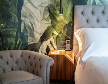 villa lario resort mandello