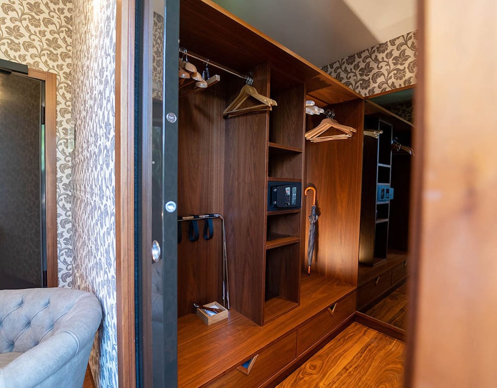 villa lario resort mandello