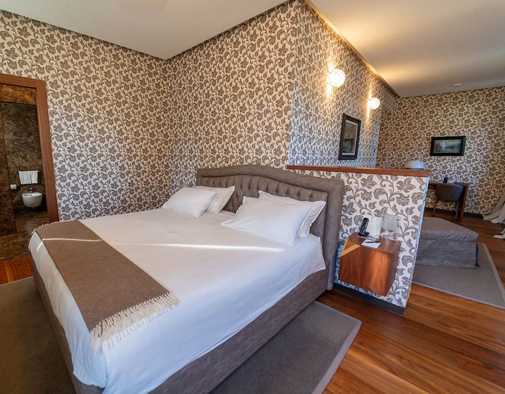 villa lario resort mandello