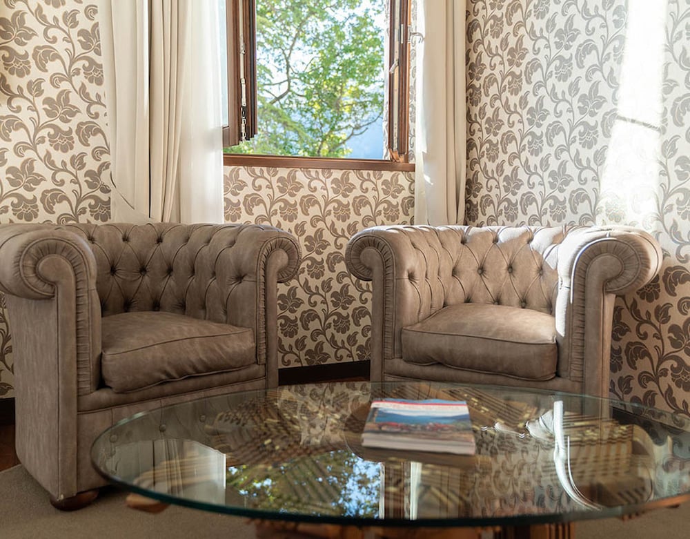 villa lario resort mandello