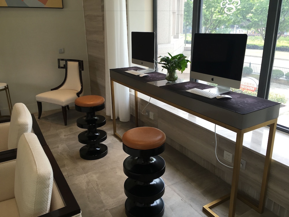 green court place jin qiao middle ring shanghai