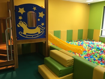 green court place jin qiao middle ring shanghai