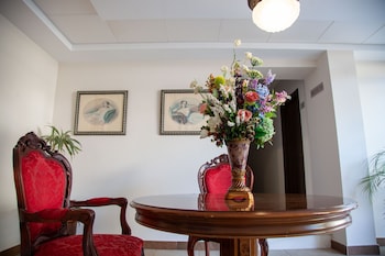 hotel arcos de montemar