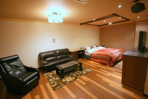 Hotel Sari Resort Takinoyashiro - Adults Only,Himeji>>Ako,2 star