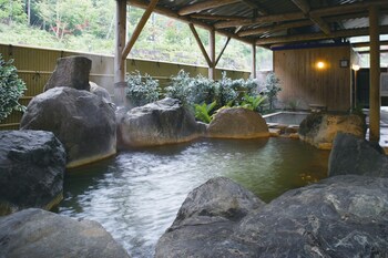 okuhida garden hotel yakedake