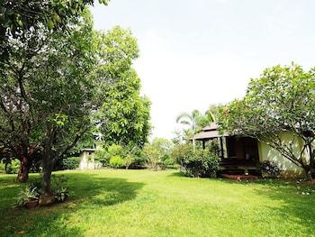 Baan Pun Sook,Chao Lao Beach>>Chanthaburi,3 star