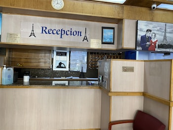 Hotel Paris,Tijuana>>San Diego,2.5 star