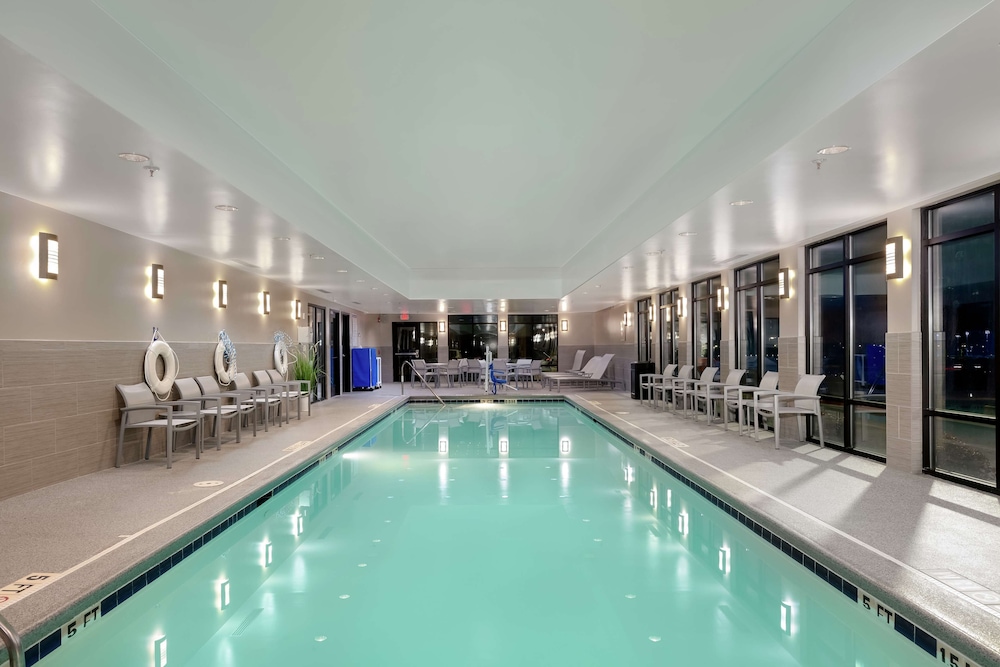 Hampton Inn Emerson Lakepoint,Cartersville>>Bartow County,3 star
