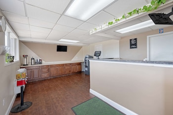 Rodeway Inn,Indiana>>Terre Haute,2 star