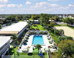 magic moment resort and kids club