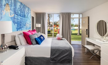 magic moment resort and kids club