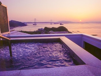 naruto grand hotel kaigetsu