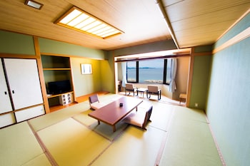 naruto grand hotel kaigetsu