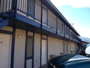 golden hills motel
