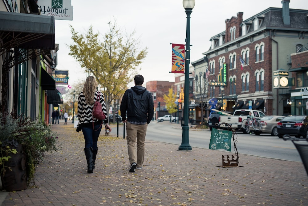 the black hawk hotel