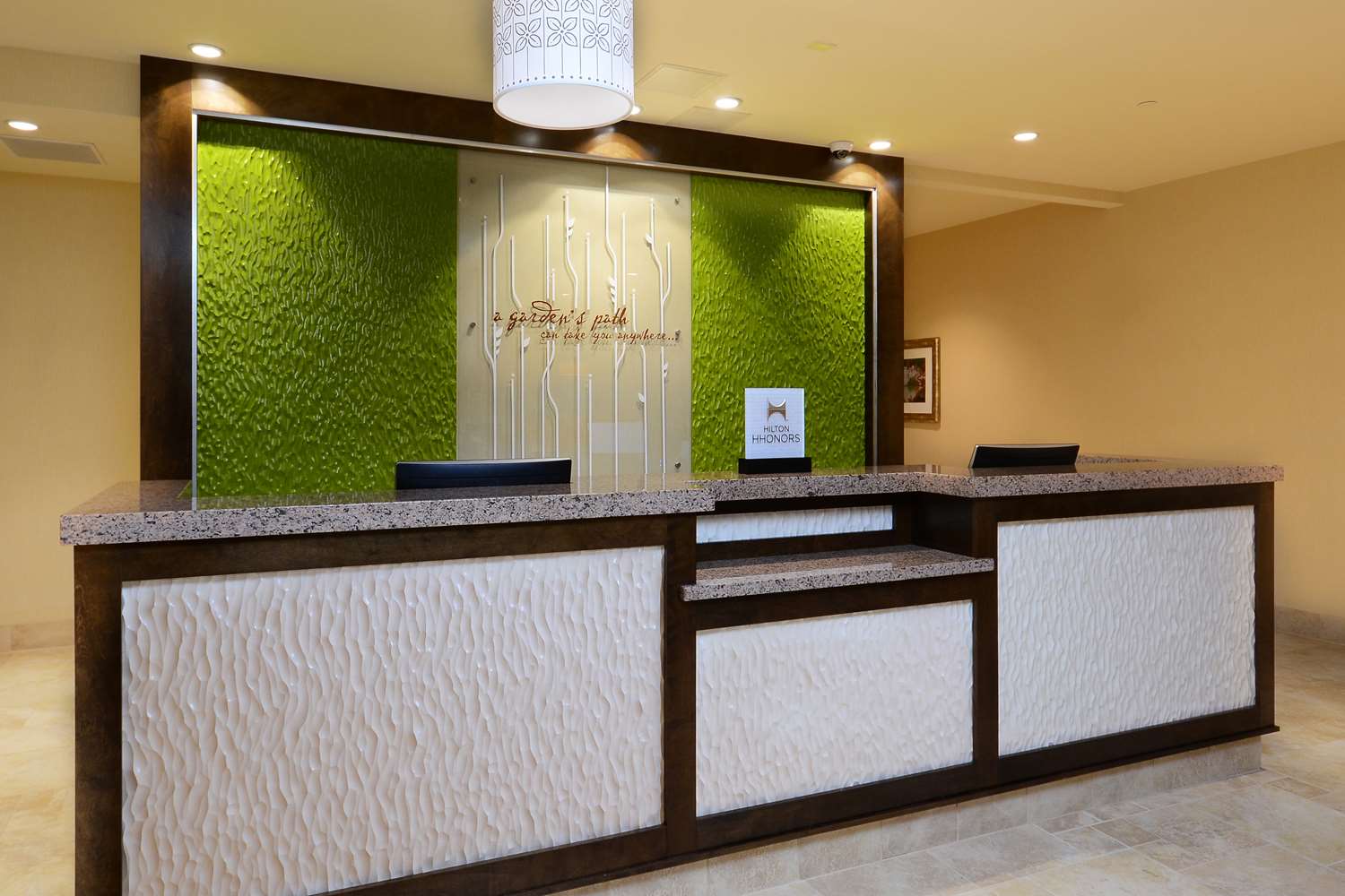 hilton garden inn greensboro airport
