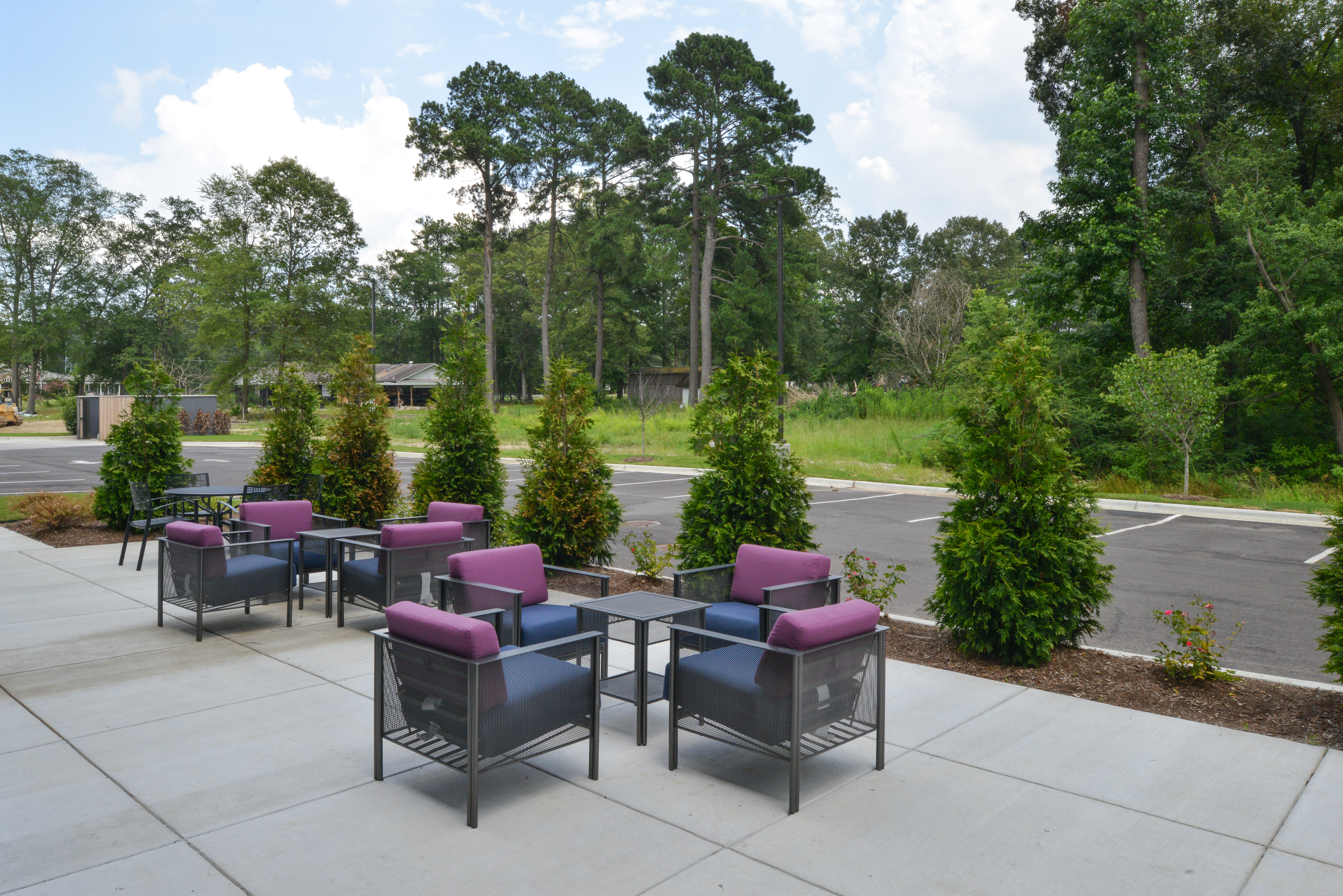 holiday inn express and suites bryant benton area