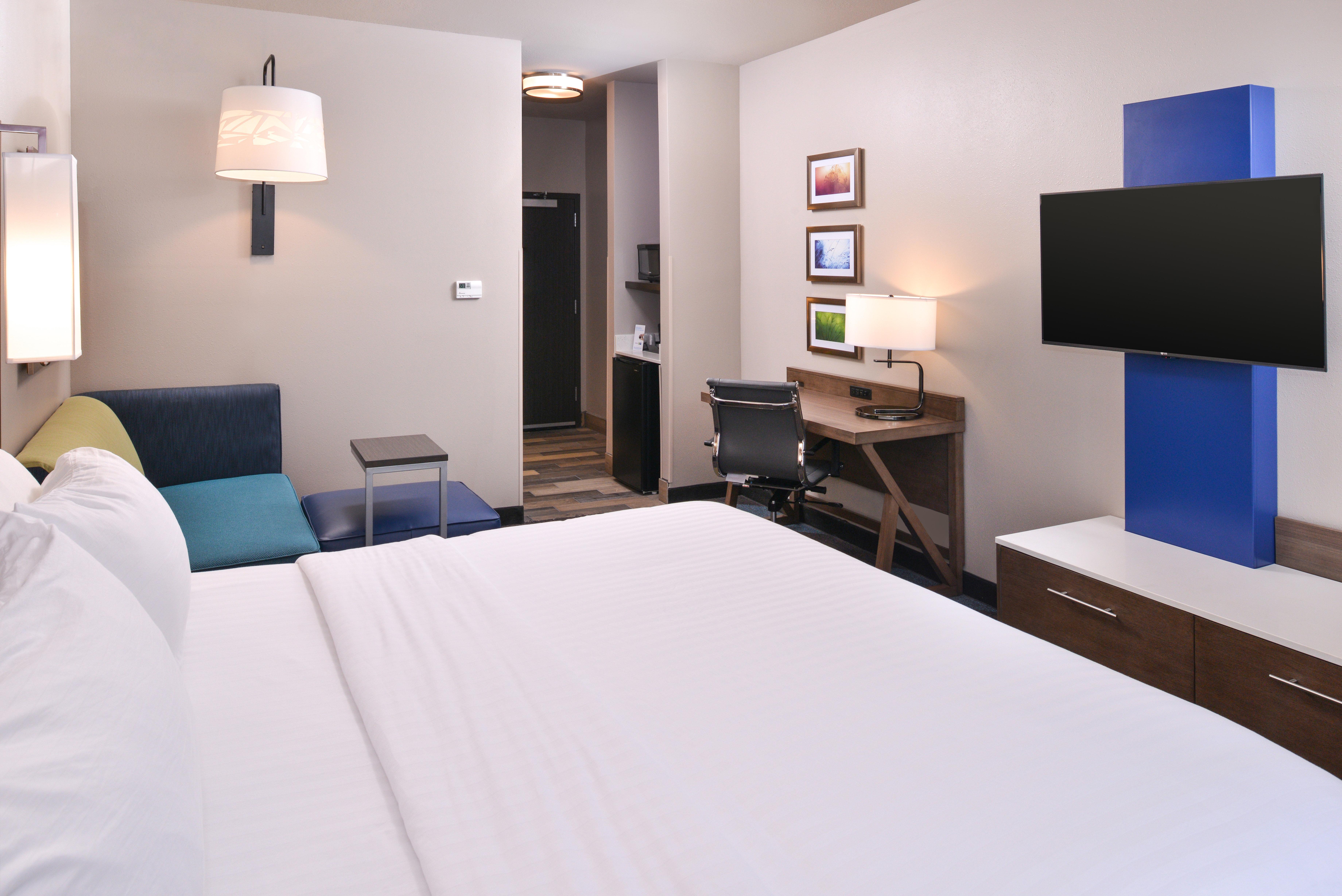 holiday inn express and suites bryant benton area