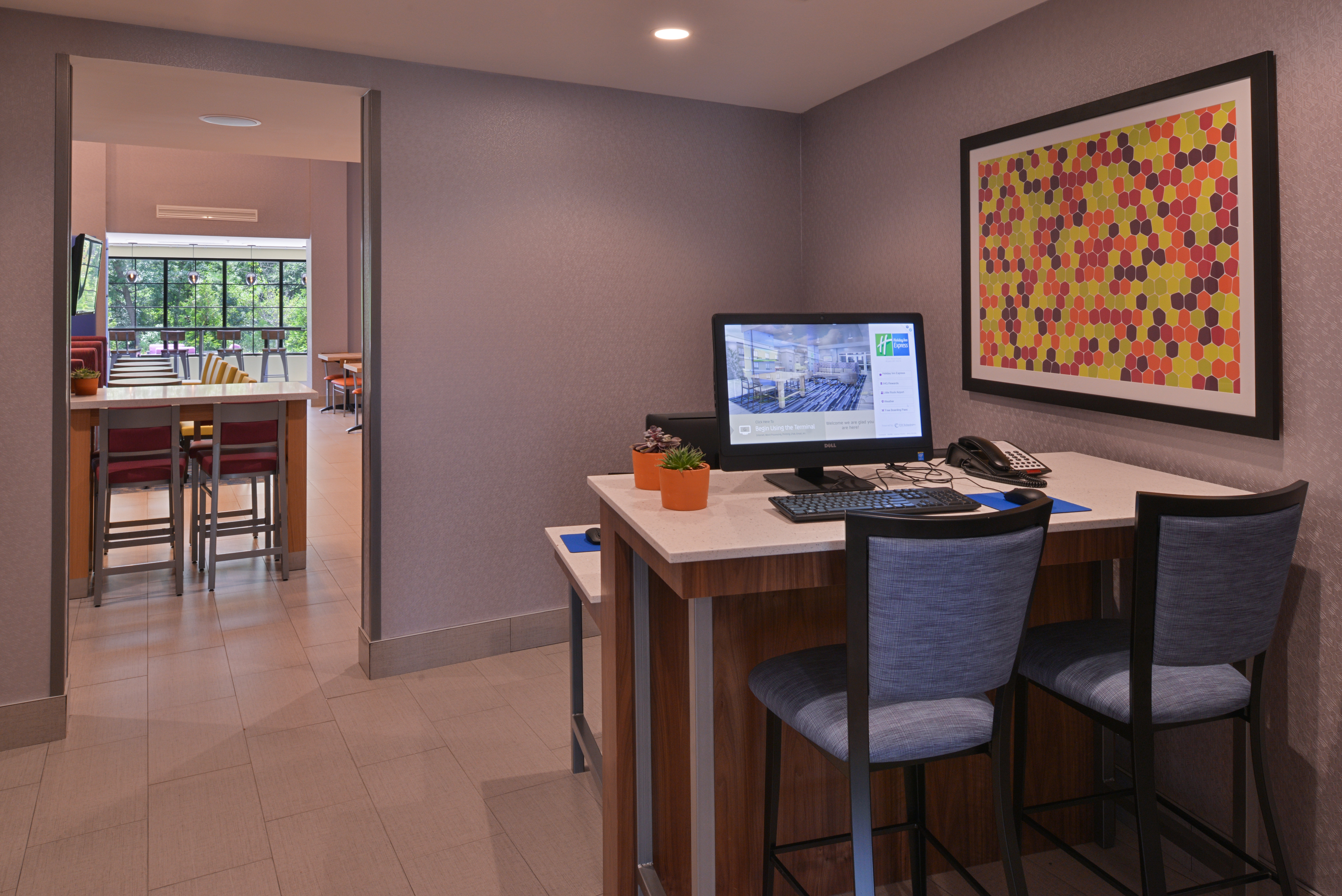 holiday inn express and suites bryant benton area