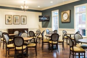 the mount vernon grand hotel