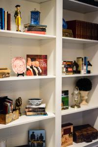 the mount vernon grand hotel