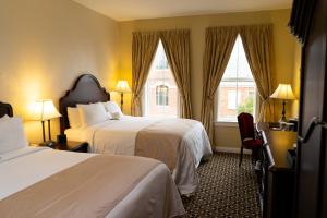 The Mount Vernon Grand Hotel,Columbus>>Bellville,4 star