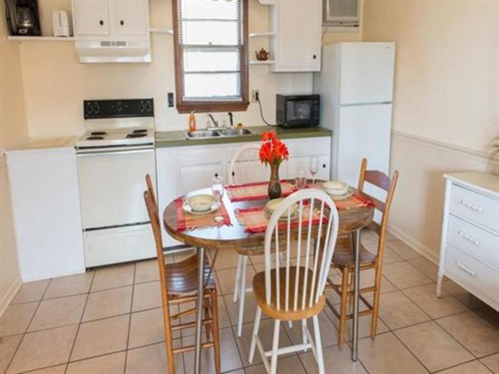 oceanside court by kees vacations