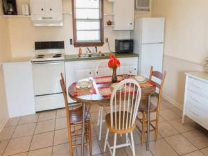 oceanside court by kees vacations