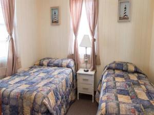 oceanside court by kees vacations