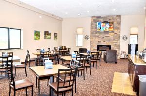 Cobblestone Inn & Suites - Monticello,Cedar Rapids - Iowa City>>Anamosa,3 star