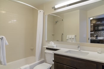 Candlewood Suites Mishawaka North By Ihg,Indiana>>Bremen,3 star