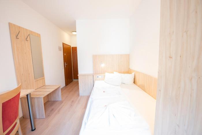 hotel astoria am urachplatz