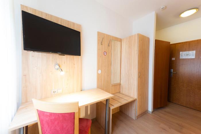 hotel astoria am urachplatz