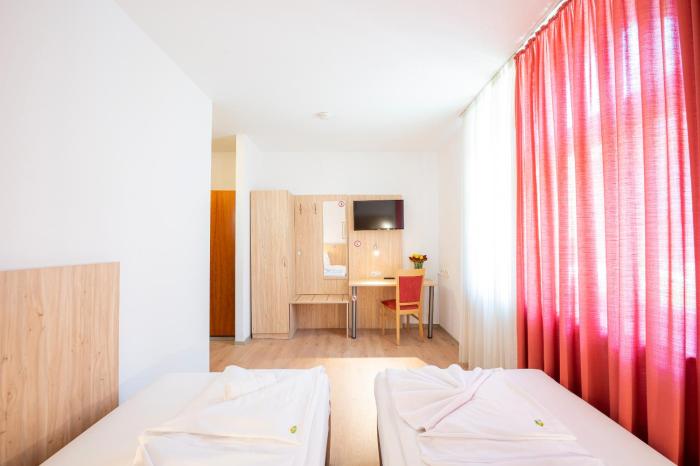 hotel astoria am urachplatz