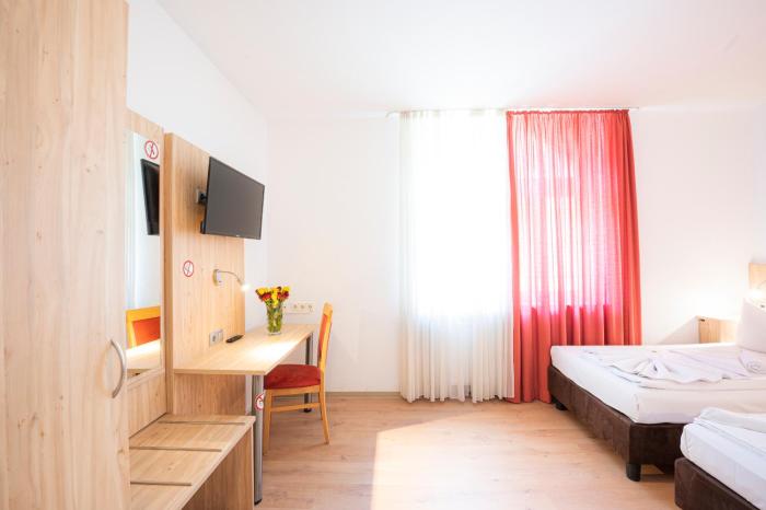 hotel astoria am urachplatz