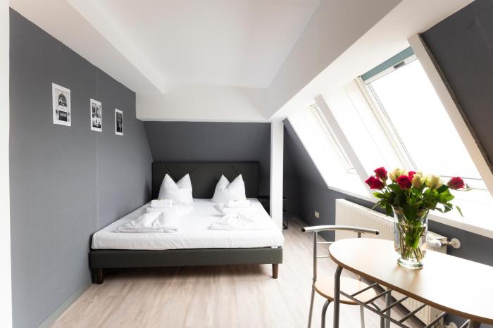 hotel astoria am urachplatz