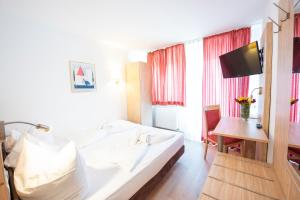 hotel astoria am urachplatz