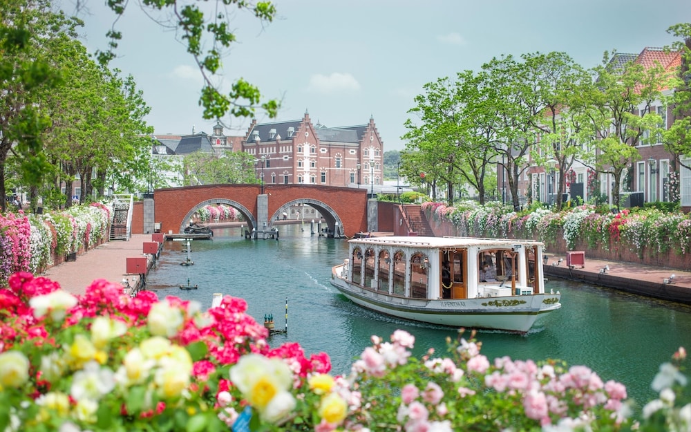 huis ten bosch henn na hotel