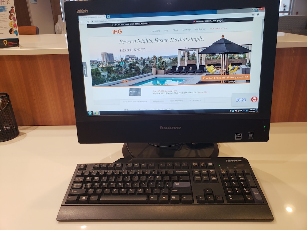 holiday inn express and suites altoona by ihg