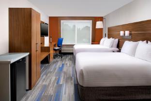 holiday inn express and suites altoona by ihg