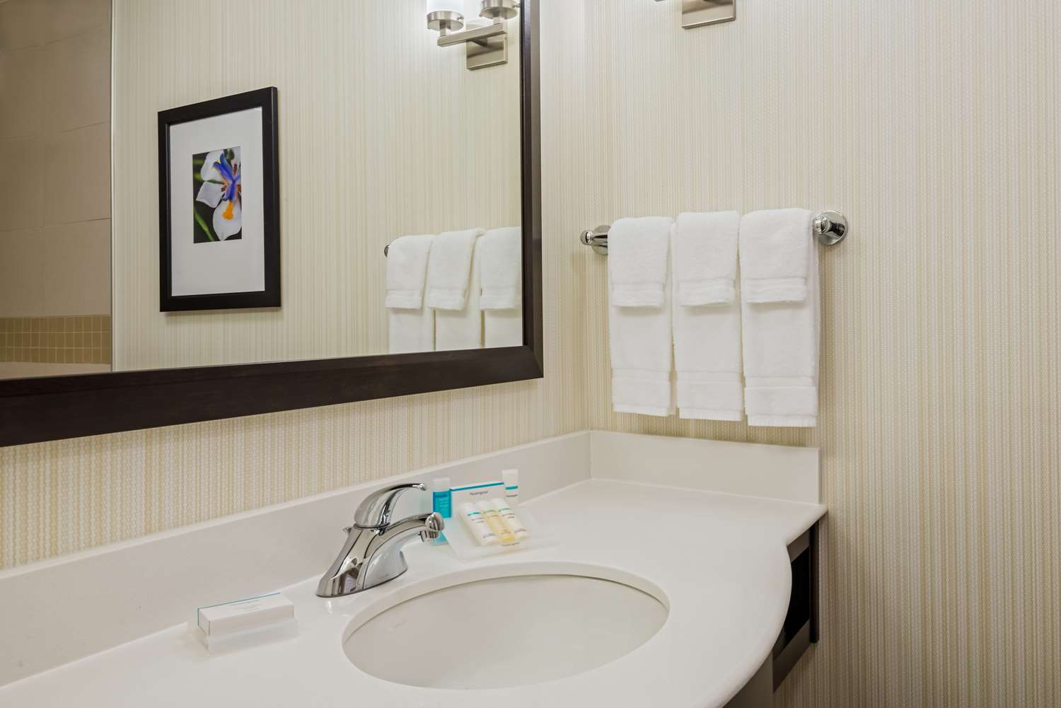 hilton garden inn wayne
