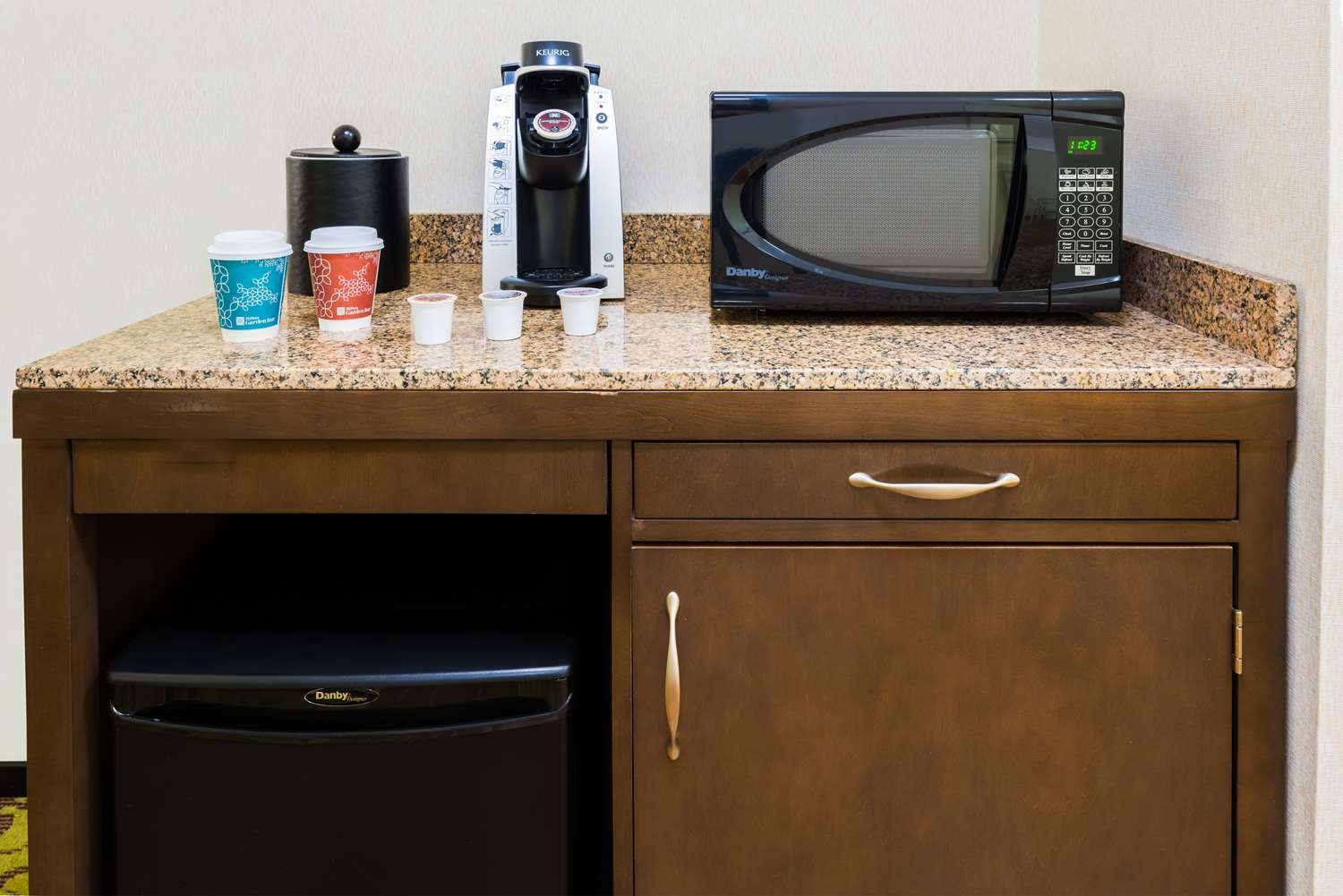 hilton garden inn wayne