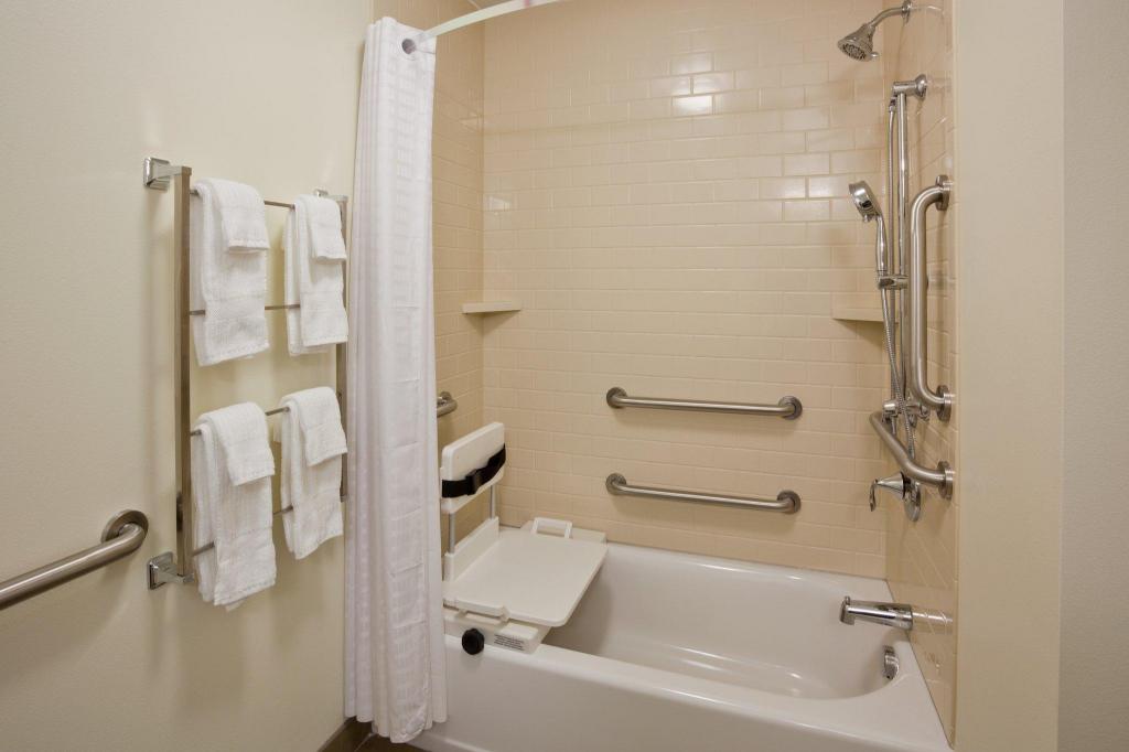 candlewood suites bemidji paul bunyan by ihg