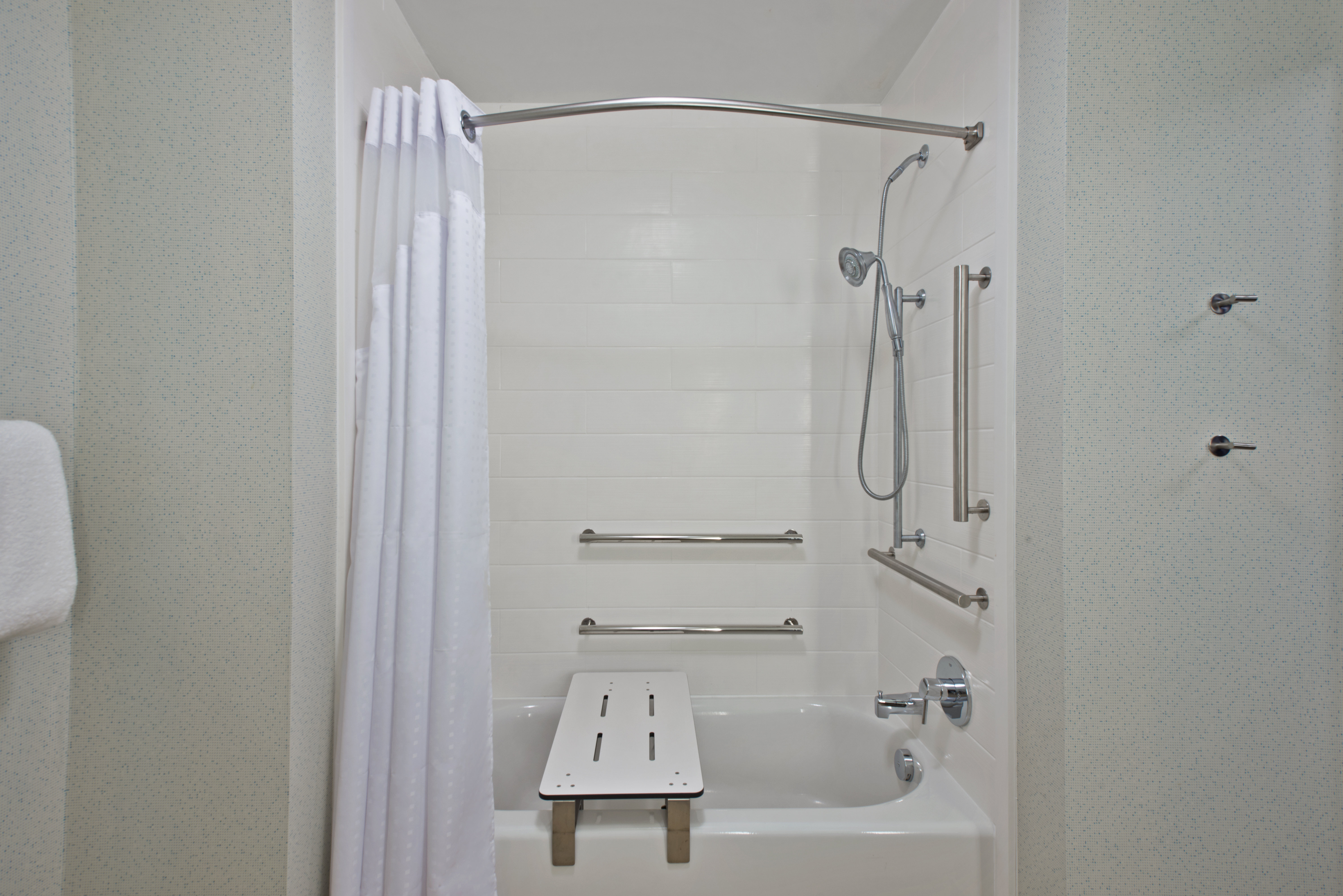 holiday inn express and suites uniontown by ihg