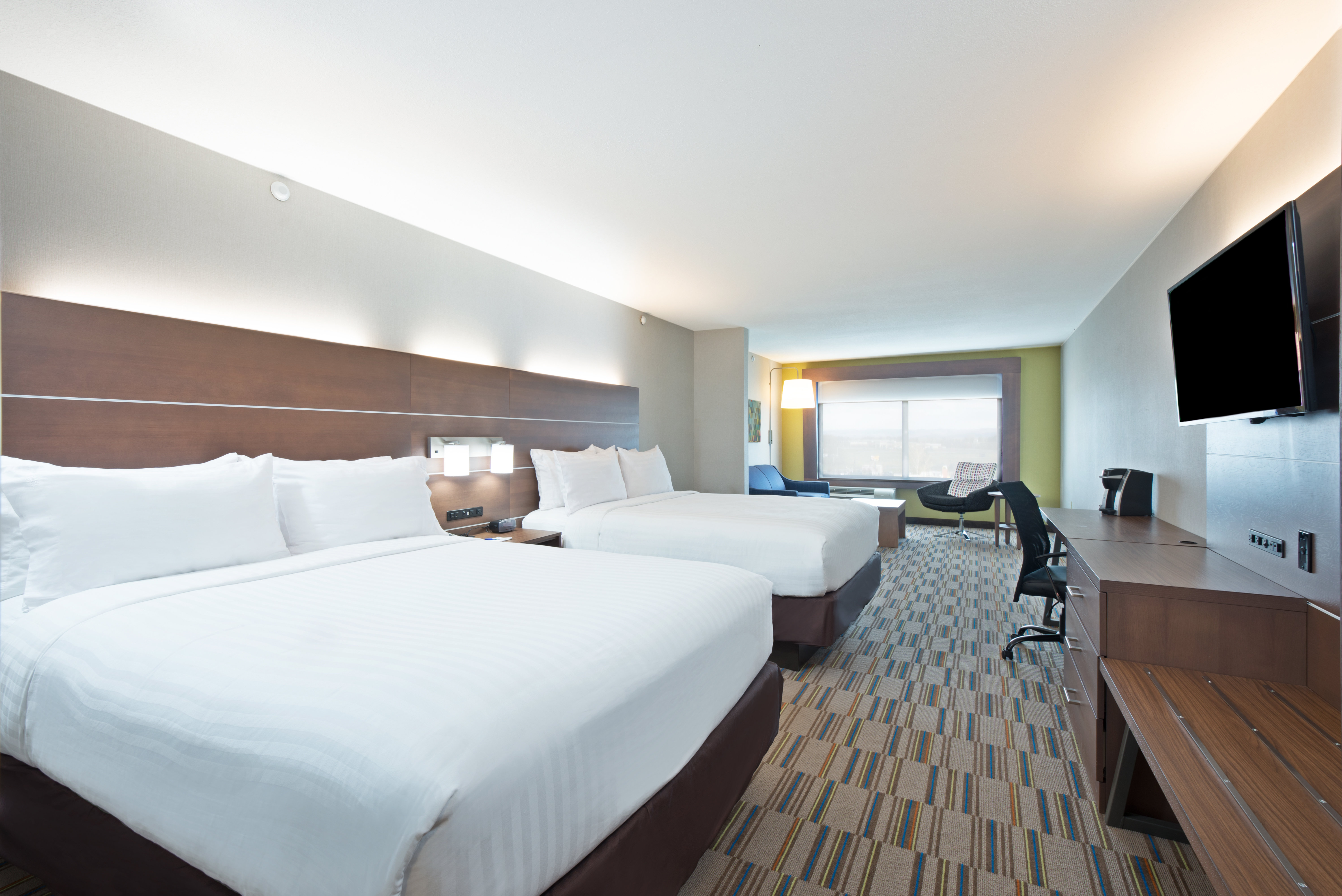 holiday inn express and suites uniontown by ihg