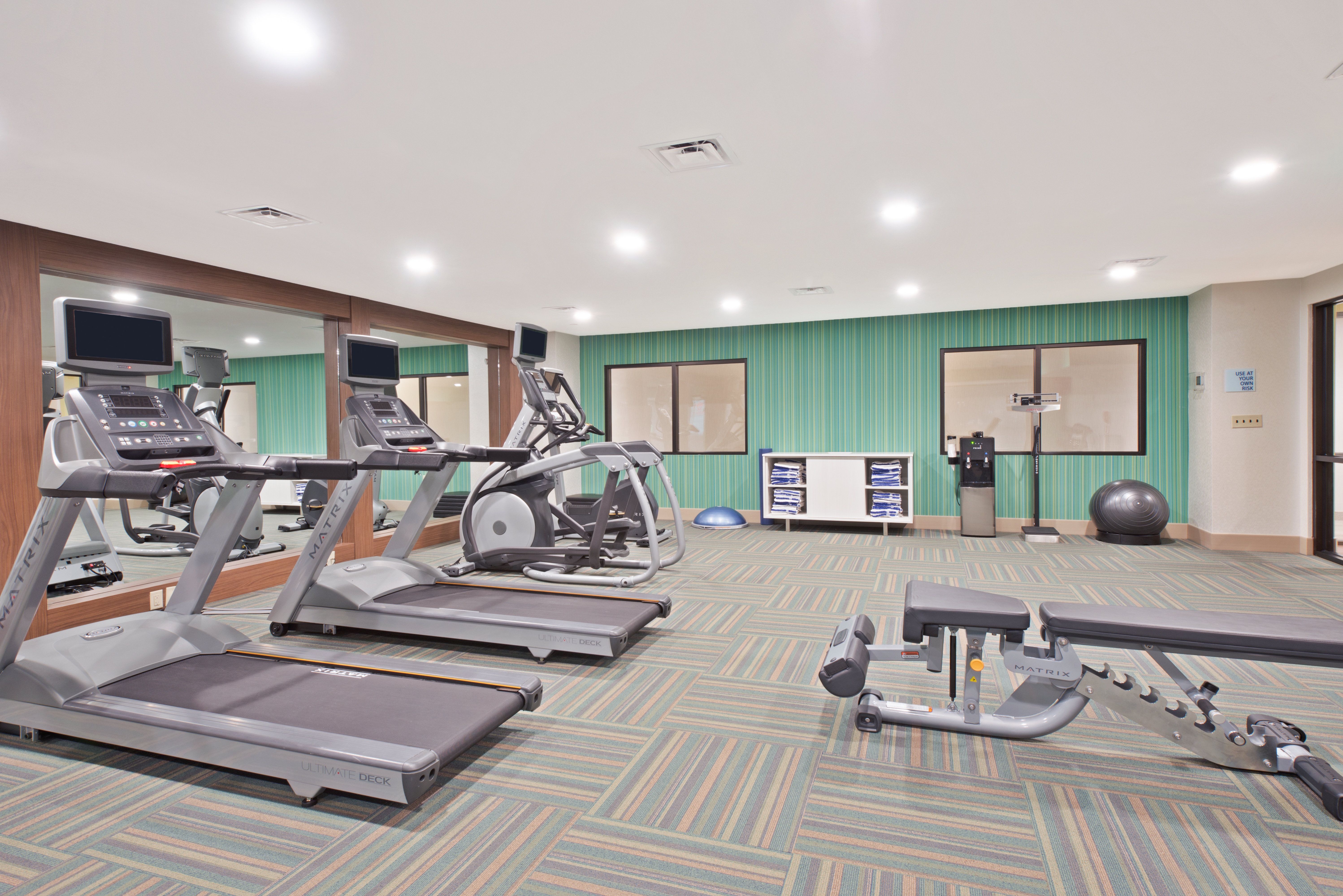 holiday inn express and suites uniontown by ihg