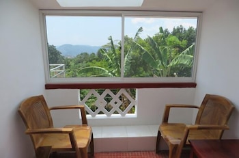 Blossom Rest,Kandy>>Ambanwala,3 star