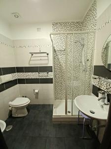 hotel leone