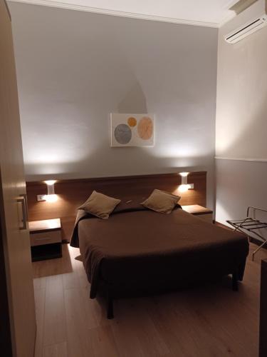 hotel leone