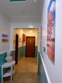 hotel leone